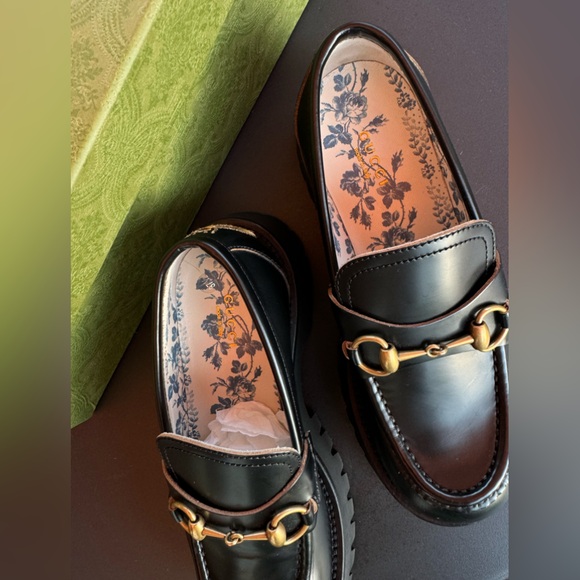 GUCCI Lug Loafers NWB 💕 - Picture 12 of 16